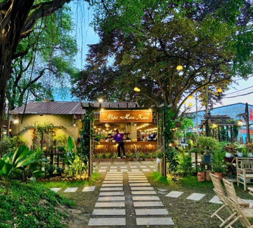 Mộc Hoa Xưa Coffee - Quán Cà Phê Phong Cách Đà Lạt Mộc Mạc TP.HCM
