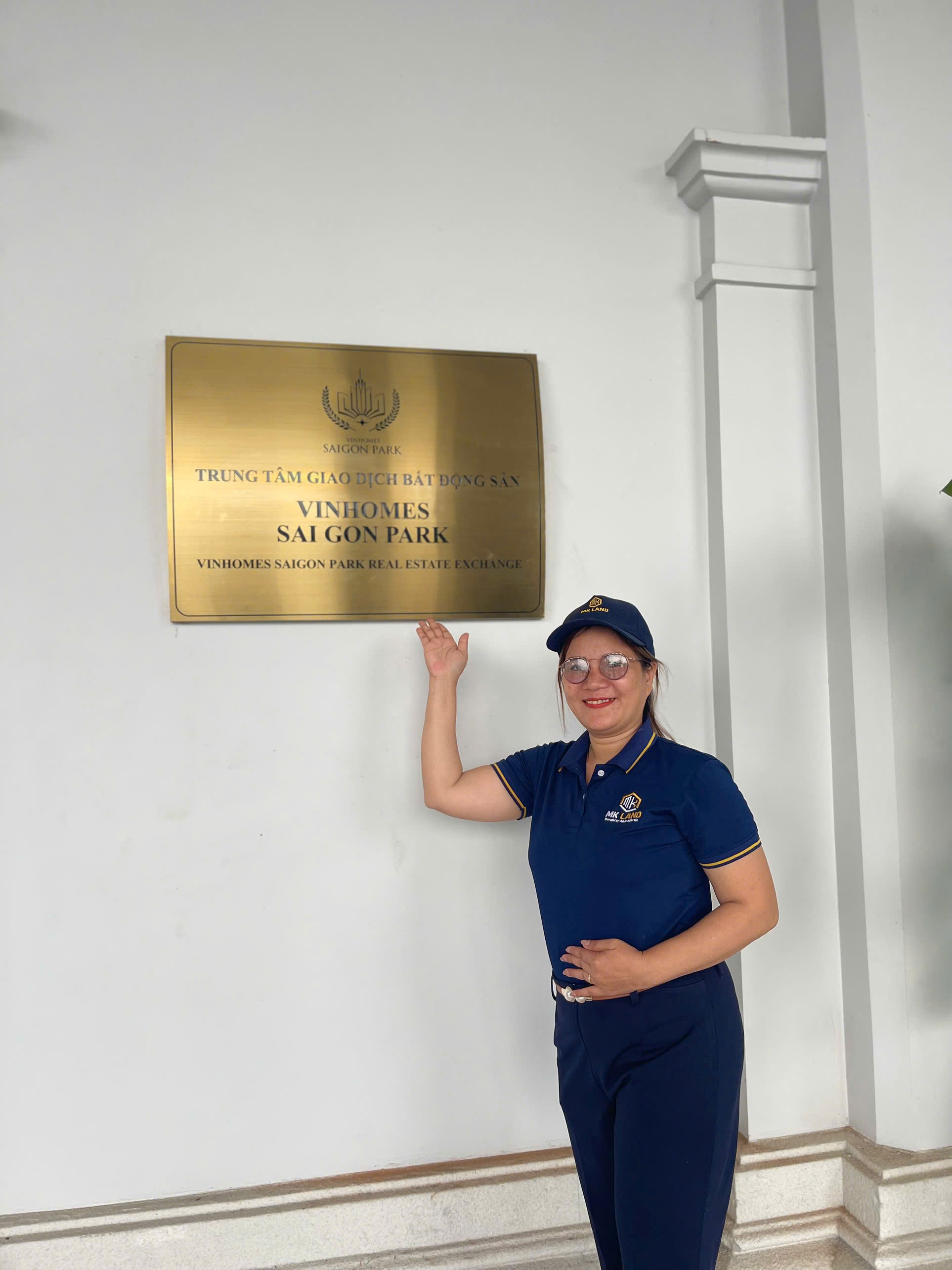 Chuyên Viên Bất Động Sản Lê Trâm - Đồng Hành Cùng Khách Hàng Tại Dự Án Vinhomes Saigon Park